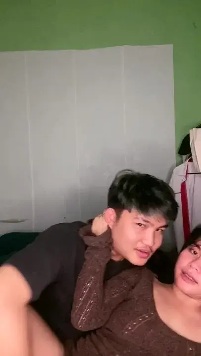Viral di Kebun Pacar Pengen Terus @keywortiap Hari Minta Jatahd - Becek Viral di Kebun Pacar Pengen Terus @keywortiap Hari Minta Jatahd